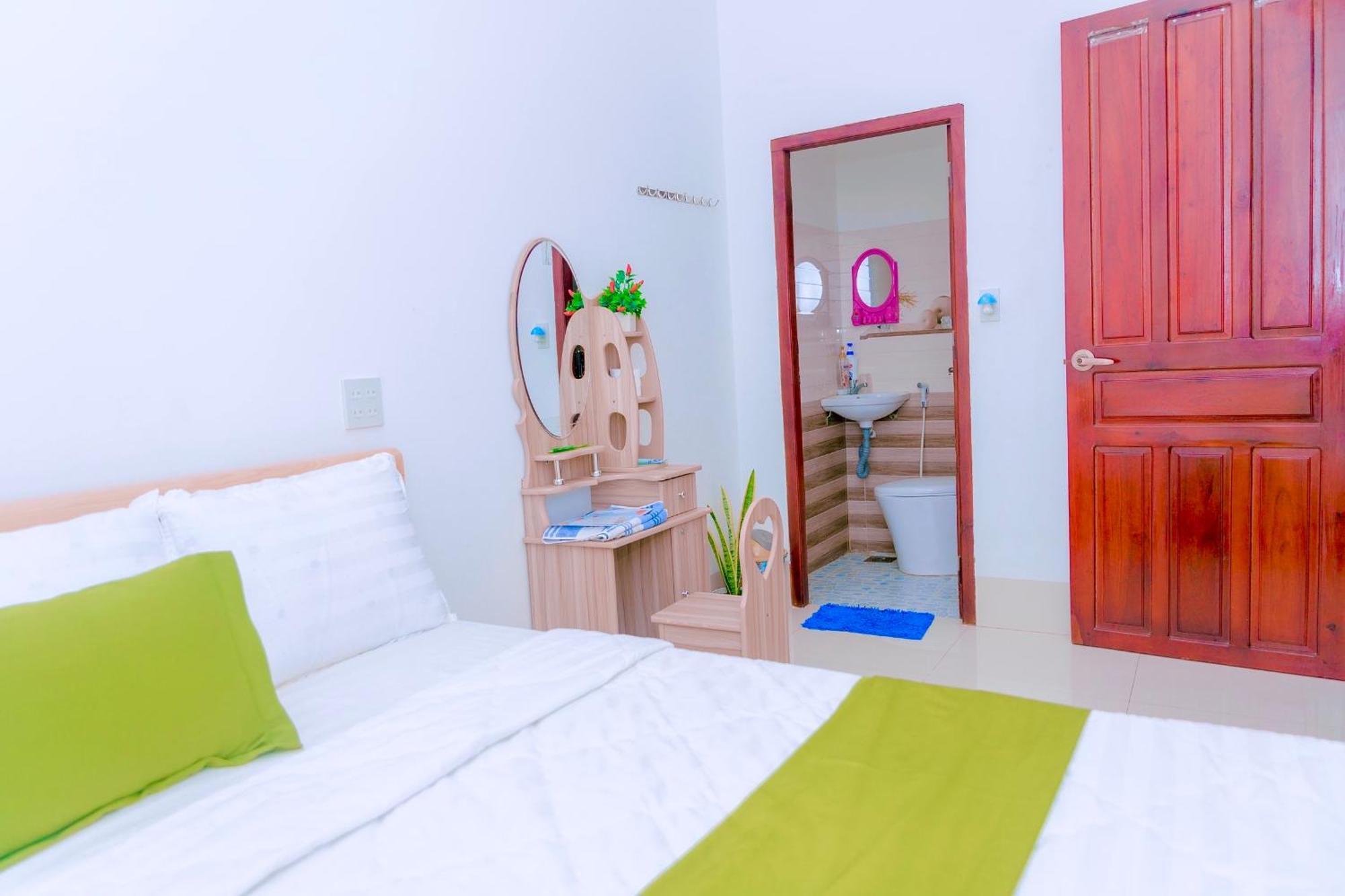 Homestay Chau Trieu - Phan Thiết Eksteriør billede